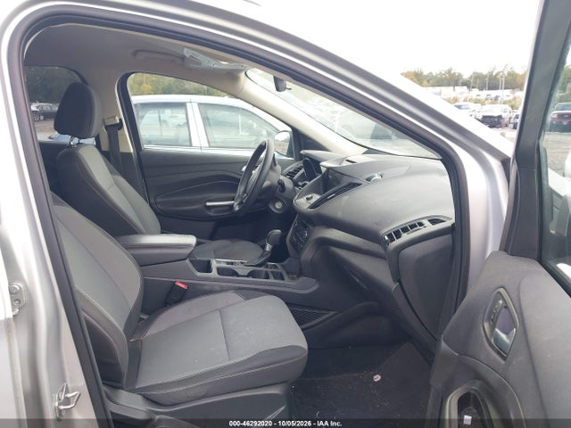 Продажа на аукционе авто 2017 Ford Escape Se, vin: 1FMCU0GD0HUE64089, номер лота: 46292020