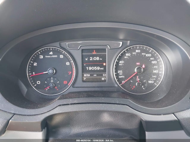 2016 Audi Q3 2.0t Premium Plus მანქანა იყიდება აუქციონზე, vin: WA1GFCFS8GR019449, აუქციონის ნომერი: 46292104