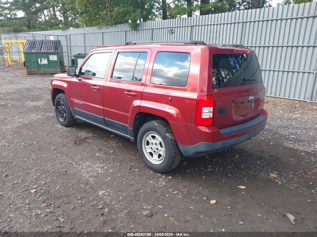 46292169 :رقم المزاد ، 1C4NJPBA0GD528576 vin ، 2016 Jeep Patriot Sport مزاد بيع