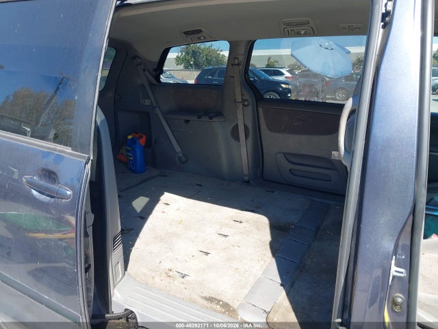 Продажа на аукционе авто 2006 Toyota Sienna Le, vin: 5TDZA23C76S502418, номер лота: 46292171