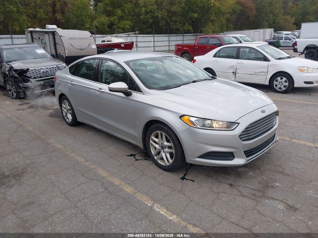 46292183 :رقم المزاد ، 1FA6P0H76G5127510 vin ، 2016 Ford Fusion Se مزاد بيع