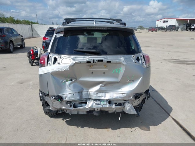 46292221 :رقم المزاد ، JTMWFREV4JJ158306 vin ، 2018 Toyota Rav4 Xle مزاد بيع