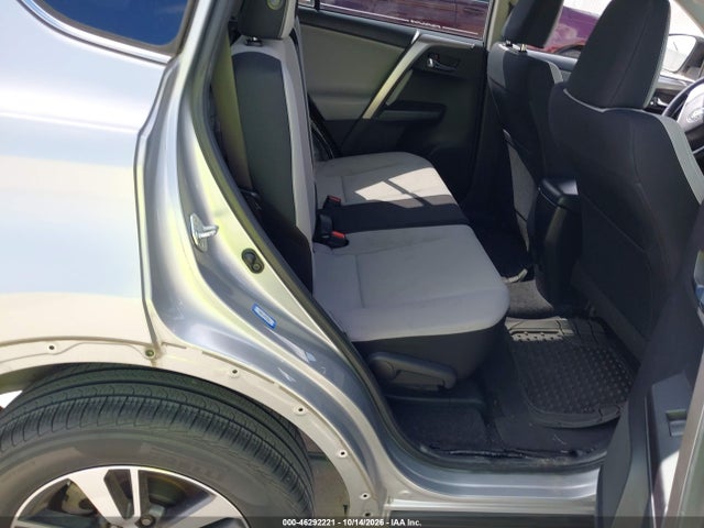 46292221 :رقم المزاد ، JTMWFREV4JJ158306 vin ، 2018 Toyota Rav4 Xle مزاد بيع