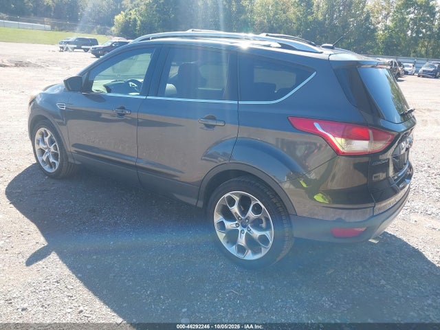 46292246 :رقم المزاد ، 1FMCU9J96FUC00946 vin ، 2015 Ford Escape Titanium مزاد بيع