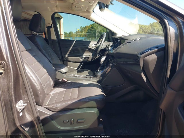 46292246 :رقم المزاد ، 1FMCU9J96FUC00946 vin ، 2015 Ford Escape Titanium مزاد بيع