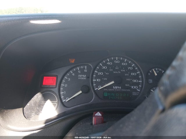 2002 Chevrolet Tahoe Z71 მანქანა იყიდება აუქციონზე, vin: 1GNEK13Z02R234824, აუქციონის ნომერი: 46292249