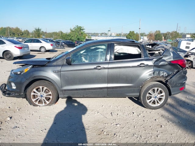 Ford ESCAPE SE 2019 1FMCU0GDXKUB44320 Image 14