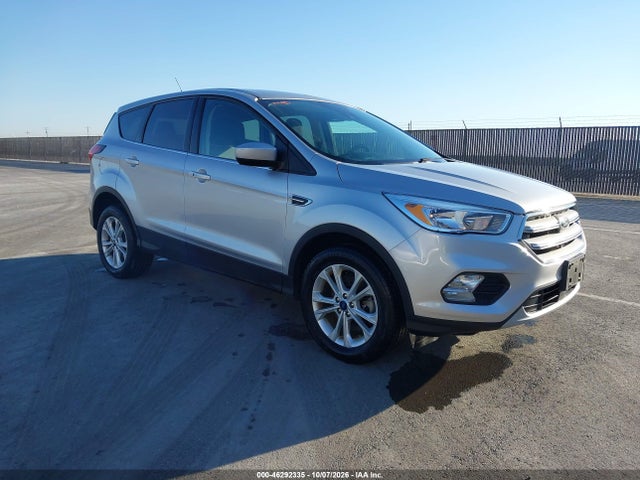 Продажа на аукционе авто 2019 Ford Escape Se, vin: 1FMCU9GD5KUA65819, номер лота: 46292335