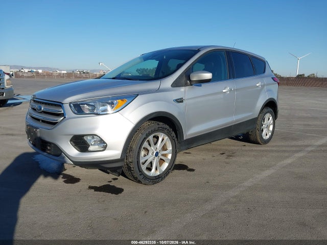 Продажа на аукционе авто 2019 Ford Escape Se, vin: 1FMCU9GD5KUA65819, номер лота: 46292335