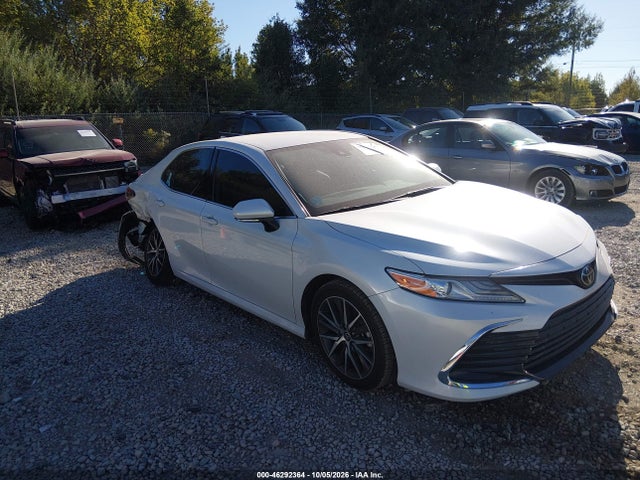 46292364 :رقم المزاد ، 4T1F11AK5MU475330 vin ، 2021 Toyota Camry Xle مزاد بيع