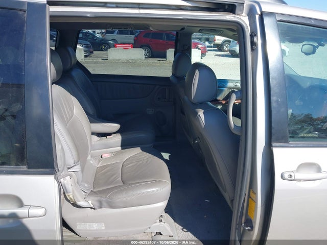 Продажа на аукционе авто 2005 Toyota Sienna Xle Limited, vin: 5TDZA22CX5S384526, номер лота: 46292407