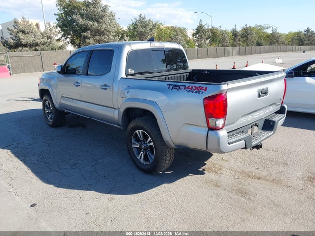 3TMCZ5AN1HM047542 Toyota Tacoma Trd Sport