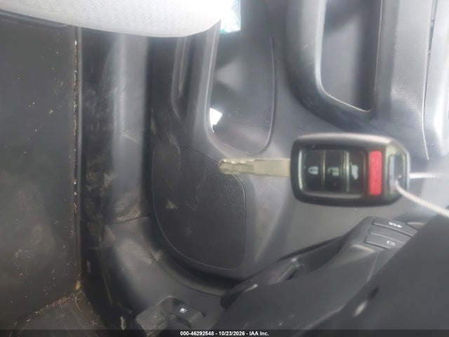 46292548 :رقم المزاد ، 2HKRM3H40GH554690 vin ، 2016 Honda Cr-v Se مزاد بيع