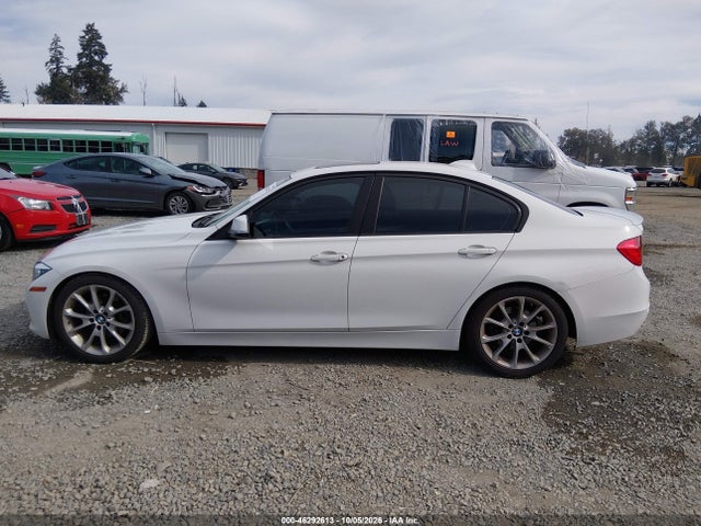 BMW 320i 2014 WBA3B1C56EF078594 Image 14
