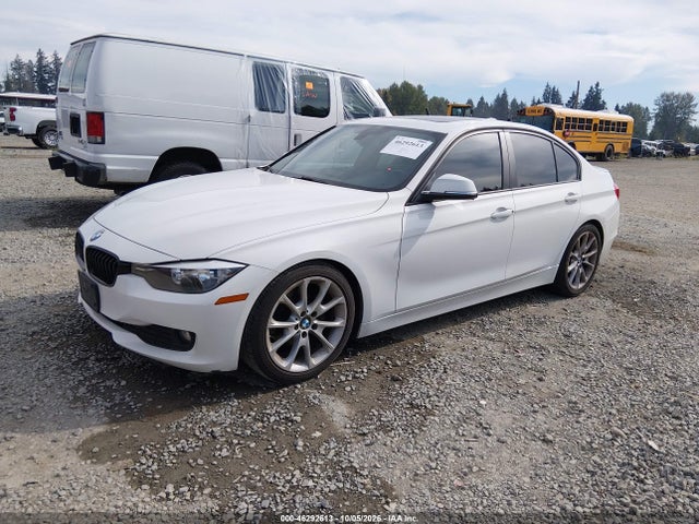 BMW 320i 2014 WBA3B1C56EF078594 Image 2