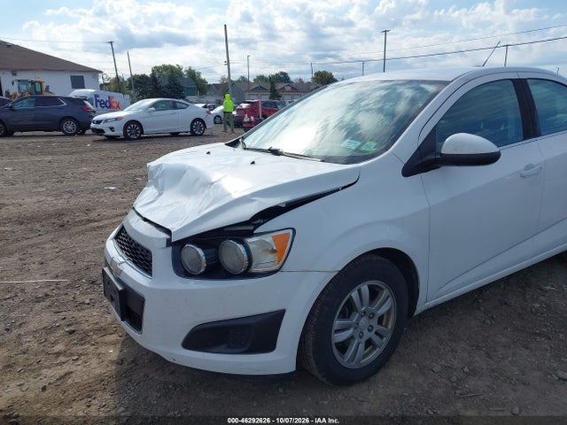 Aukcja sprzedaży 2016 Chevrolet Sonic Lt Auto, vin: 1G1JC5SB8G4165233, numer aukcji: 46292626