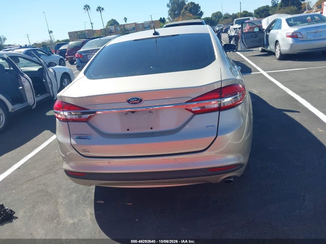 2018 Ford Fusion Energi Se Luxury მანქანა იყიდება აუქციონზე, vin: 3FA6P0PU6JR110895, აუქციონის ნომერი: 46292640