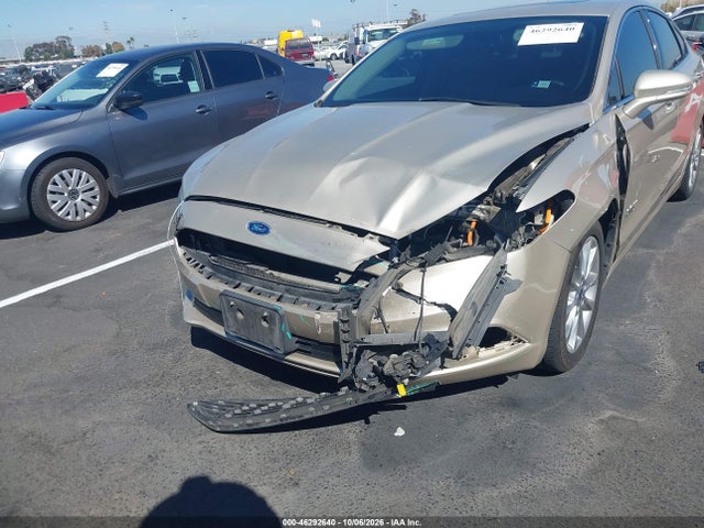 2018 Ford Fusion Energi Se Luxury მანქანა იყიდება აუქციონზე, vin: 3FA6P0PU6JR110895, აუქციონის ნომერი: 46292640