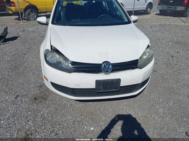 2010 Volkswagen Golf 4-door მანქანა იყიდება აუქციონზე, vin: WVWDA7AJ2AW203498, აუქციონის ნომერი: 46292648