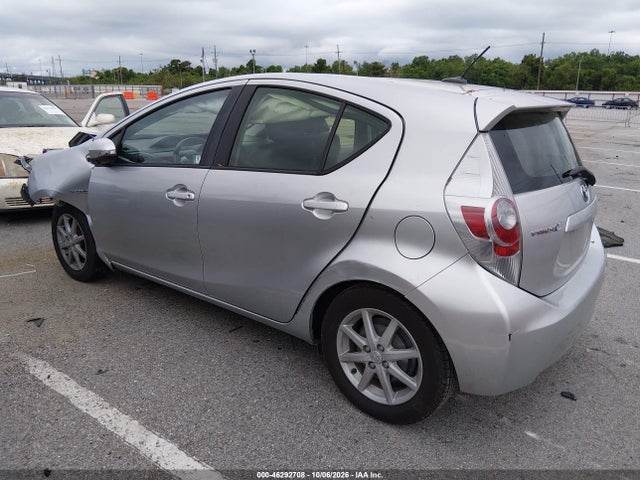 Продаж на аукціоні авто 2013 Toyota Prius C Three, vin: JTDKDTB30D1552801, номер лоту: 46292708