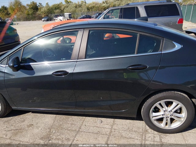 46292788 :رقم المزاد ، 1G1BE5SM9J7114264 vin ، 2018 Chevrolet Cruze Lt Auto مزاد بيع