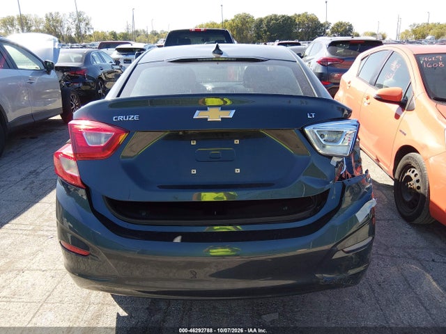46292788 :رقم المزاد ، 1G1BE5SM9J7114264 vin ، 2018 Chevrolet Cruze Lt Auto مزاد بيع