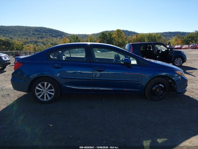 46292841 :رقم المزاد ، 2HGFB2F85CH542807 vin ، 2012 Honda Civic Ex مزاد بيع