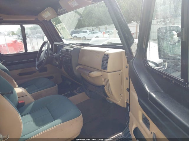 Продажа на аукционе авто 2000 Jeep Wrangler Sahara, vin: 1J4FA59S4YP716275, номер лота: 46292941