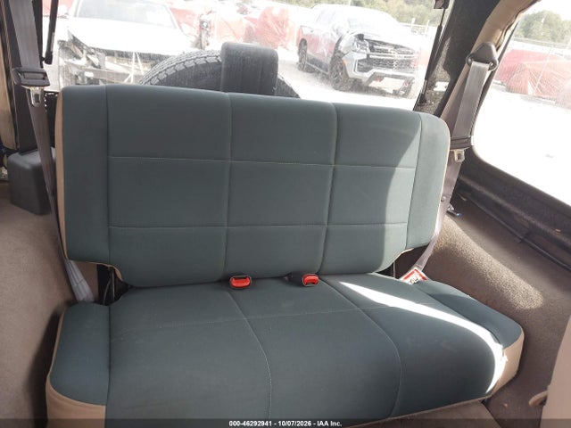 Продажа на аукционе авто 2000 Jeep Wrangler Sahara, vin: 1J4FA59S4YP716275, номер лота: 46292941