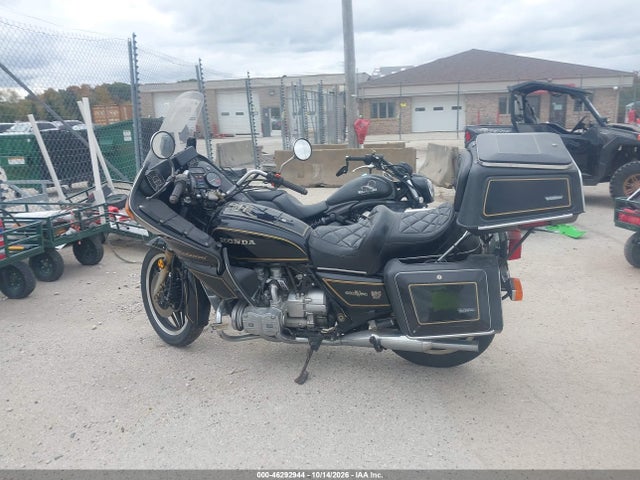 46292944 :رقم المزاد ، sc022008994 vin ، 1980 Honda Gl1100 مزاد بيع