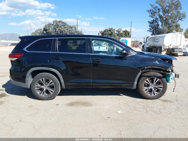 Toyota Highlander Le 2017 5TDZZRFH3HS203276 Image 14