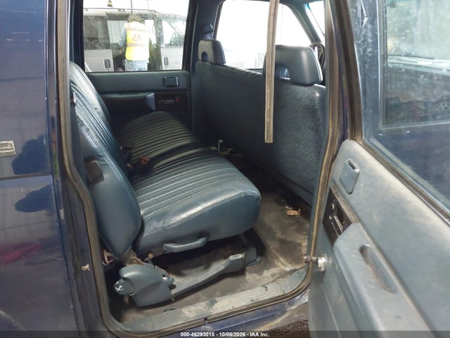 Aukcja sprzedaży 1994 Chevrolet Suburban K2500, vin: 1GNGK26K3RJ436241, numer aukcji: 46293015