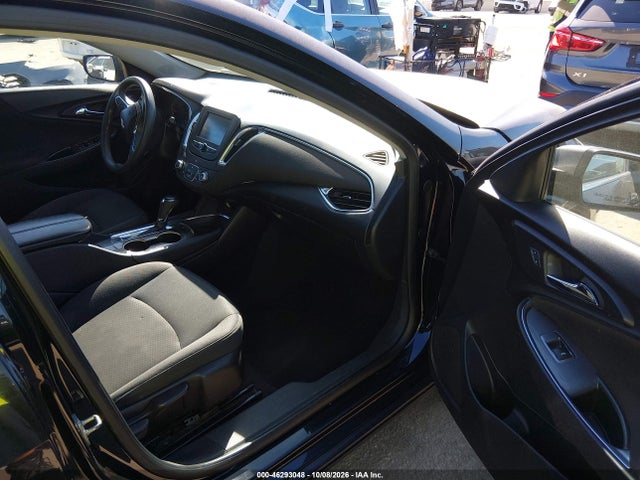 1G1ZE5STXGF305924 Chevrolet MALIBU 1LT