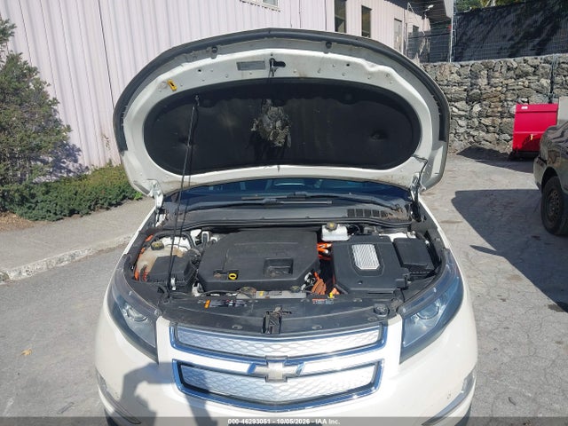 46293051 :رقم المزاد ، 1G1RD6E48DU131517 vin ، 2013 Chevrolet Volt مزاد بيع