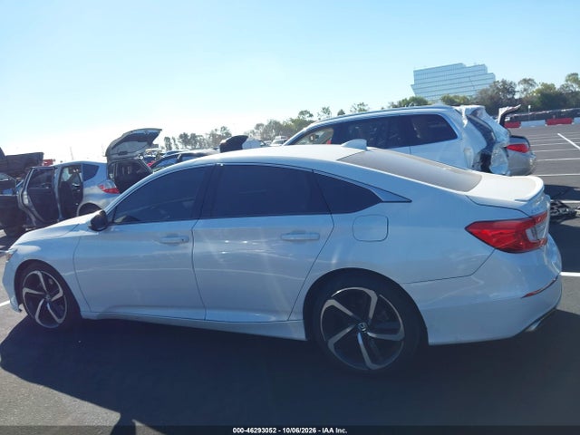 1HGCV1F30JA255489 Honda Accord Sport