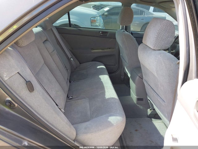 2003 Toyota Camry Le მანქანა იყიდება აუქციონზე, vin: 4T1BE32K23U694225, აუქციონის ნომერი: 46293086