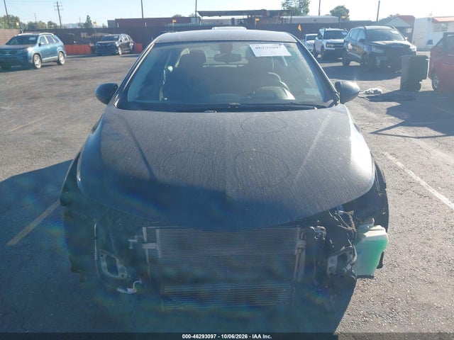 1G1BE5SM1J7107325 Chevrolet Cruze Lt Auto
