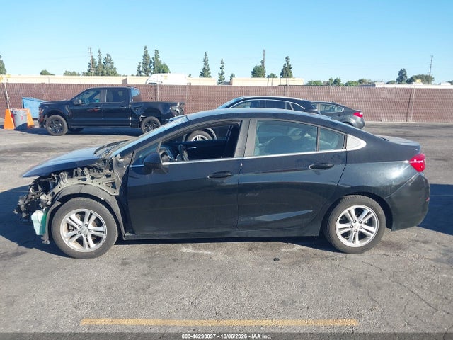 1G1BE5SM1J7107325 Chevrolet Cruze Lt Auto