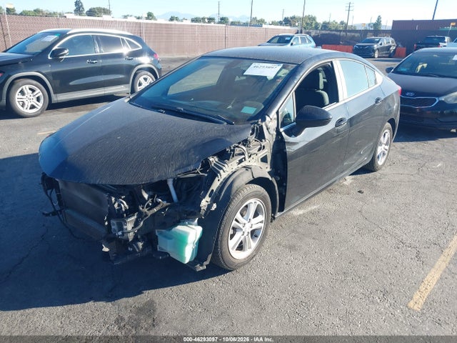 1G1BE5SM1J7107325 Chevrolet Cruze Lt Auto