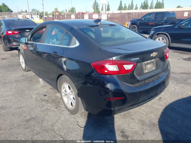 1G1BE5SM1J7107325 Chevrolet Cruze Lt Auto