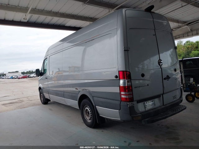 46293127 :رقم المزاد ، WDYPE8DD0GP245625 vin ، 2016 Freightliner Sprinter 2500 High  Roof/high Roof مزاد بيع