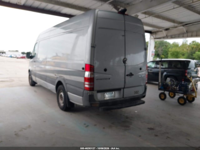 46293127 :رقم المزاد ، WDYPE8DD0GP245625 vin ، 2016 Freightliner Sprinter 2500 High  Roof/high Roof مزاد بيع