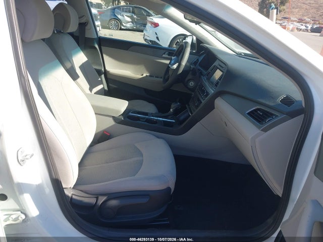 Продаж на аукціоні авто 2016 Hyundai Sonata Se, vin: 5NPE24AF2GH285050, номер лоту: 46293139