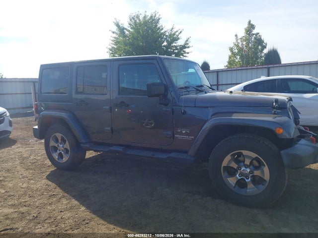 1C4BJWEG9GL198424 Jeep Wrangler Unlimited Sahara