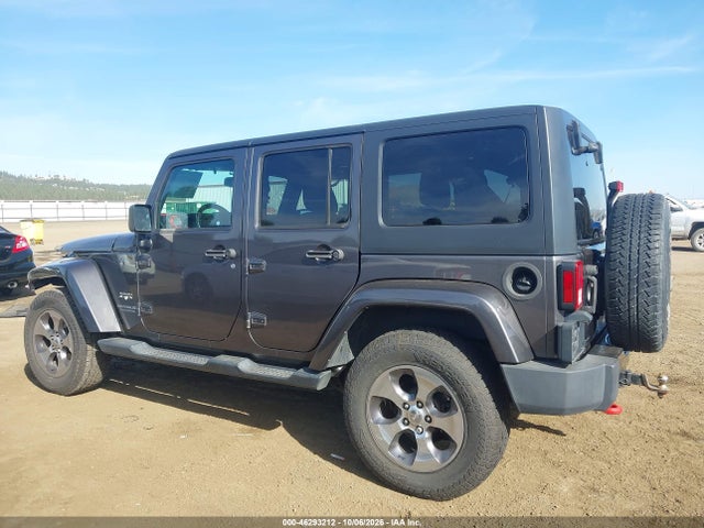 1C4BJWEG9GL198424 Jeep Wrangler Unlimited Sahara