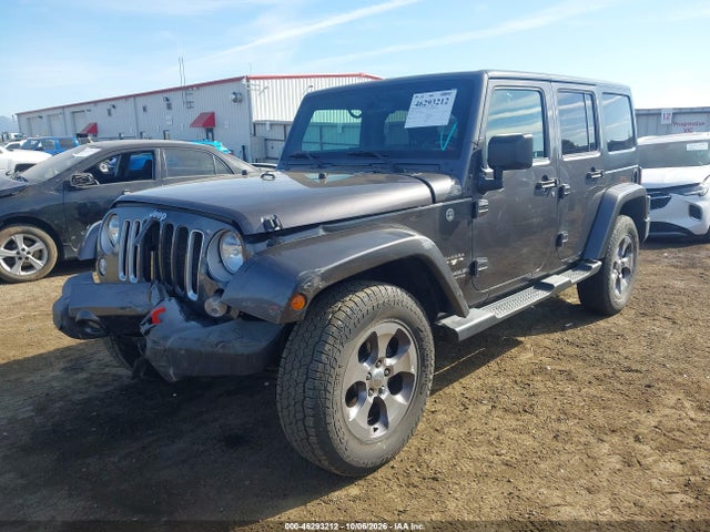 1C4BJWEG9GL198424 Jeep Wrangler Unlimited Sahara