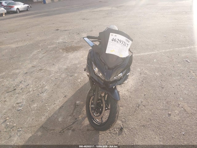 Kawasaki EX400 2020 JKAEXKH12LDA65789 Image 5