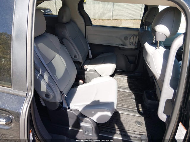 Продажа на аукционе авто 2024 Toyota Sienna Xle, vin: 5TDYSKFC5RS122549, номер лота: 46293239