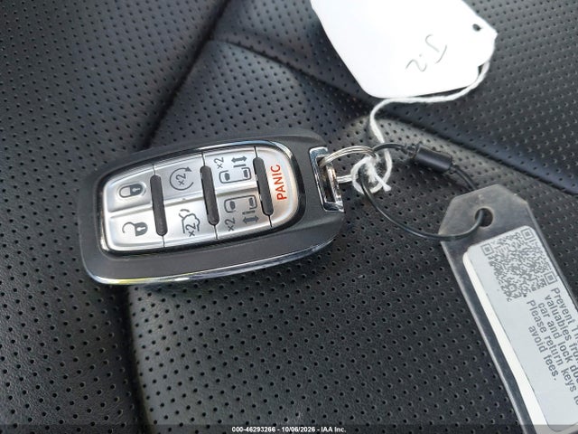 46293266 :رقم المزاد ، 2C4RC1GG3VR552693 vin ، 2027 Chrysler Pacifica مزاد بيع