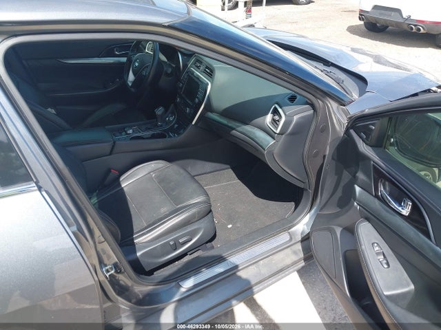 46293349 :رقم المزاد ، 1N4AA6AV0KC370953 vin ، 2019 Nissan Maxima 3.5 Sl مزاد بيع